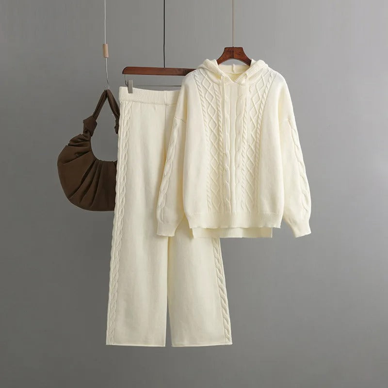 Ava™ Ultra-Comfort Oversized Knit Set